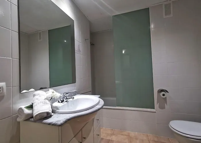 Appartement En El Centro De Con Piscina, Terraza Y Cerca De La Playa - Es-209-45